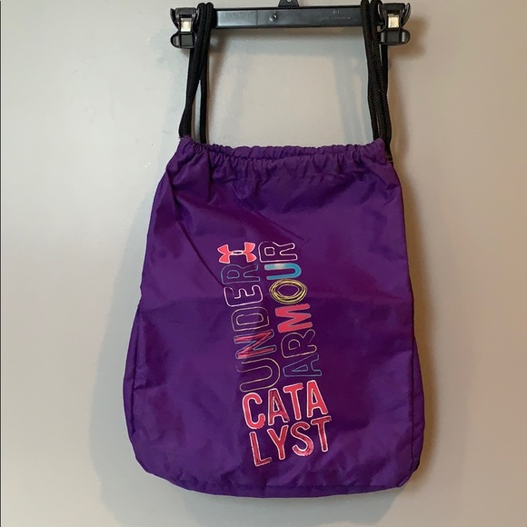 Water-resistant underarmour drawstring bag - Picture 1 of 3